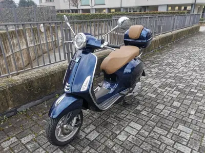 Vespa Primavera 150 (2021 - 23) usata