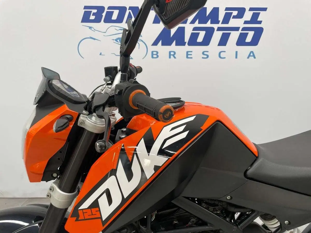 KTM 125 Duke (4)