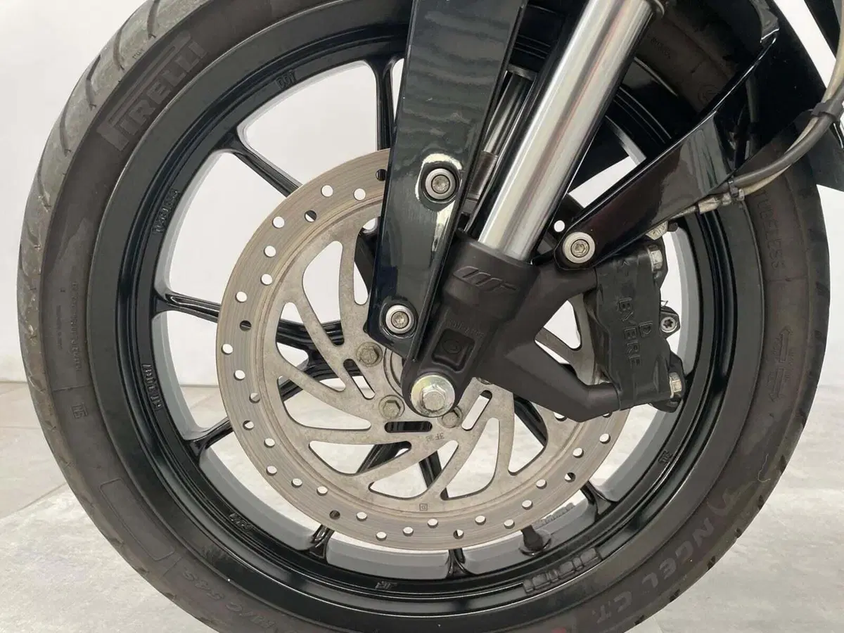 KTM 125 Duke (10)