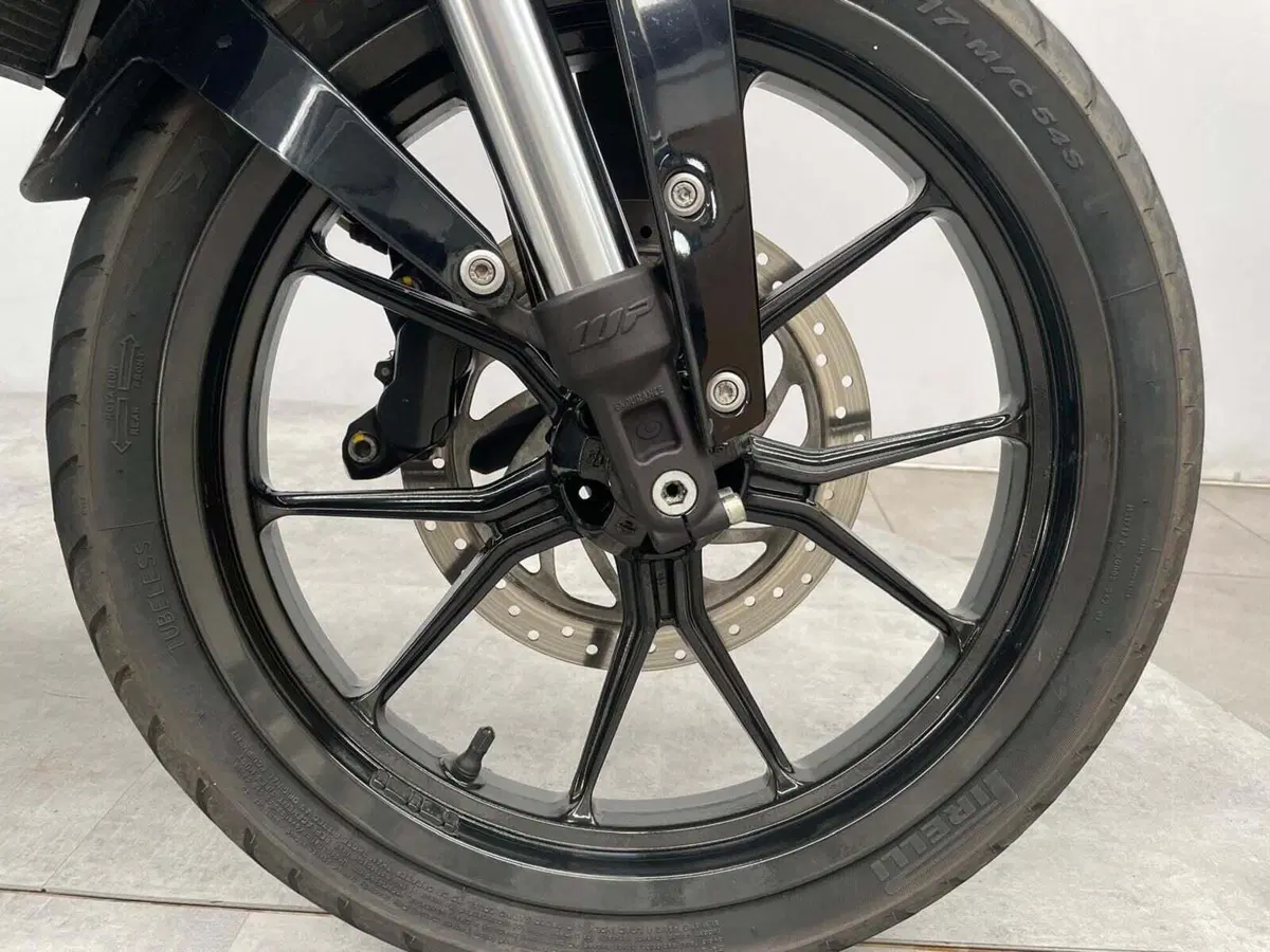KTM 125 Duke (12)