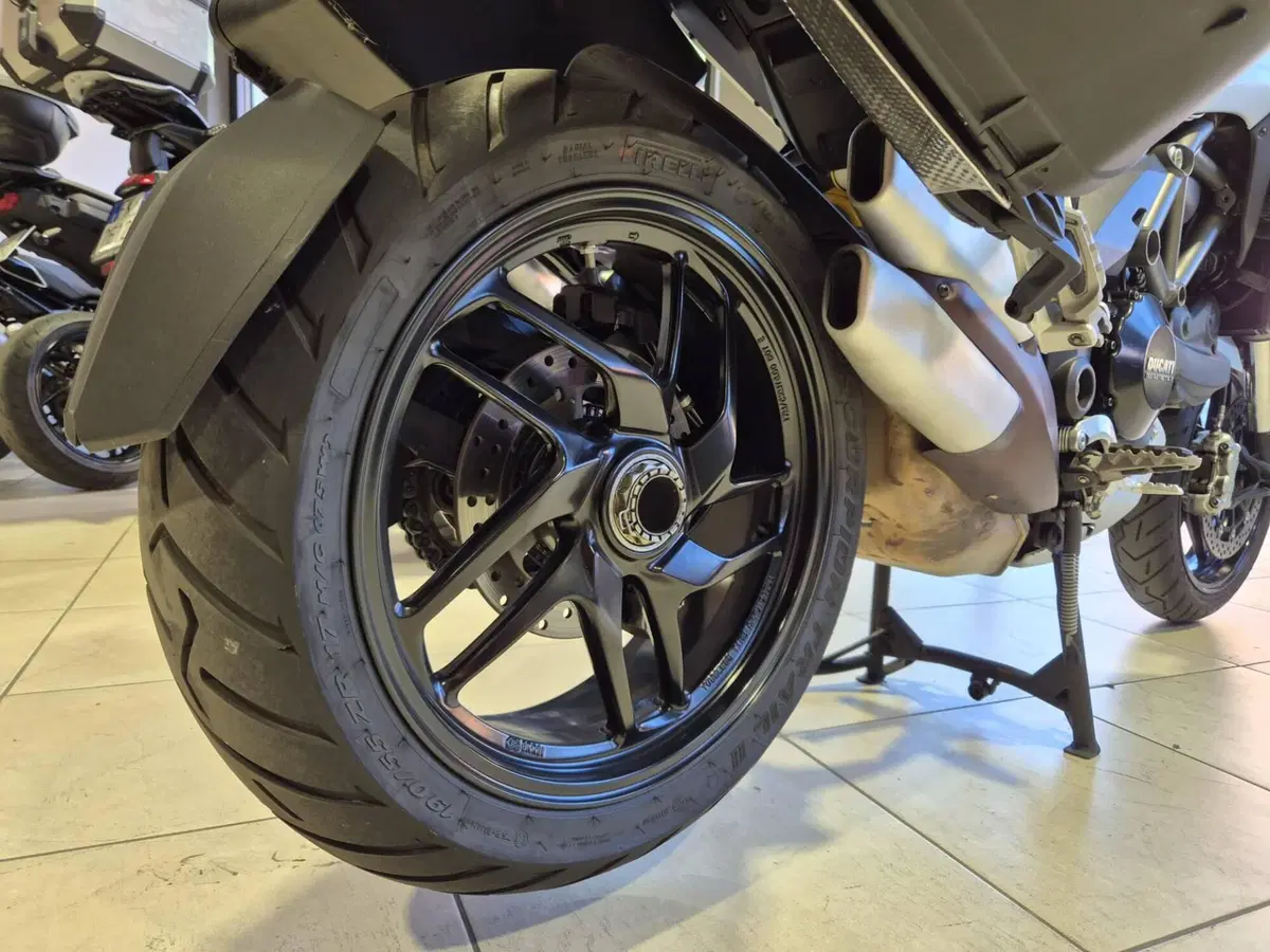 Ducati Multistrada 1200 S (2013 - 14) (11)