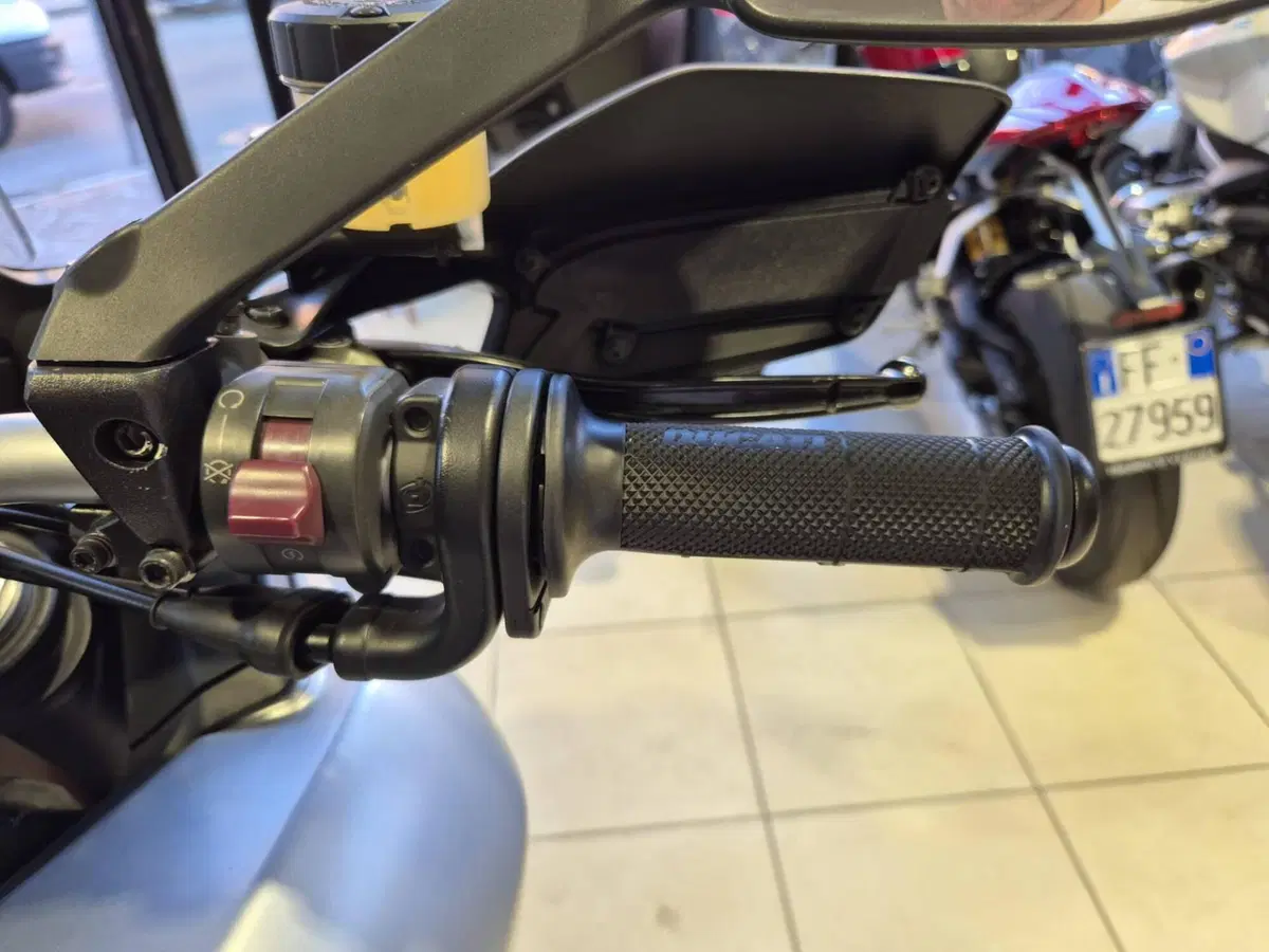 Ducati Multistrada 1200 S (2013 - 14) (16)