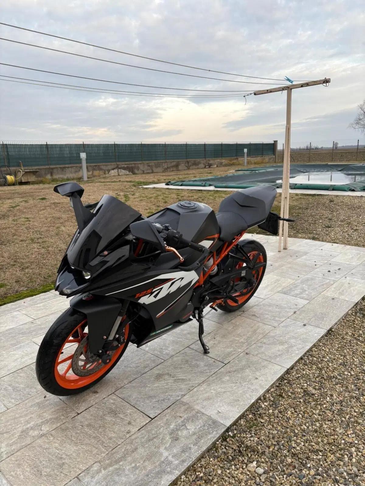 KTM RC 125 ABS (2015 - 16) (3)