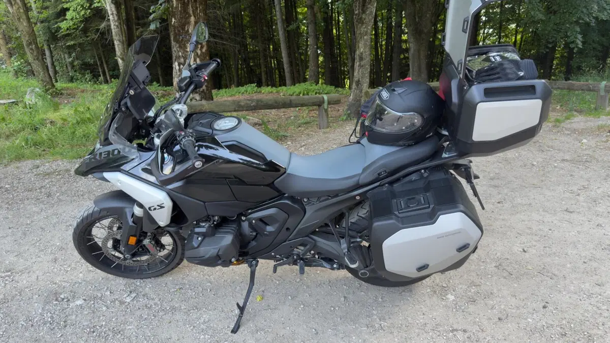 Bmw R 1300 GS Triple Black (2023 - 26) (4)