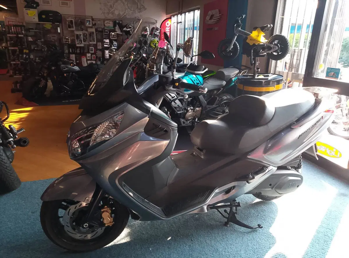 Sym Maxsym 400 i (2011 - 16) (3)
