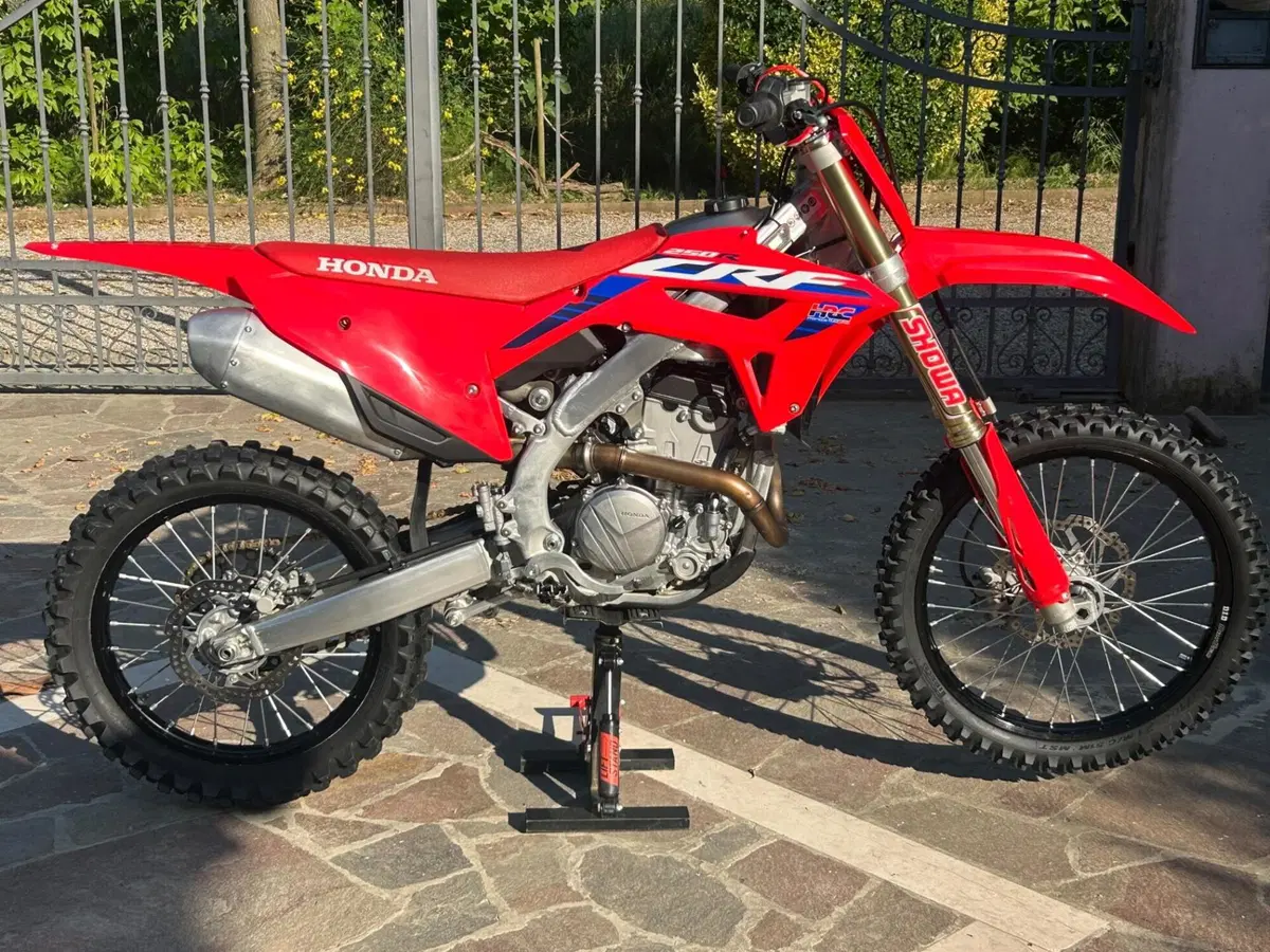 Honda CRF 250R (2024) (6)
