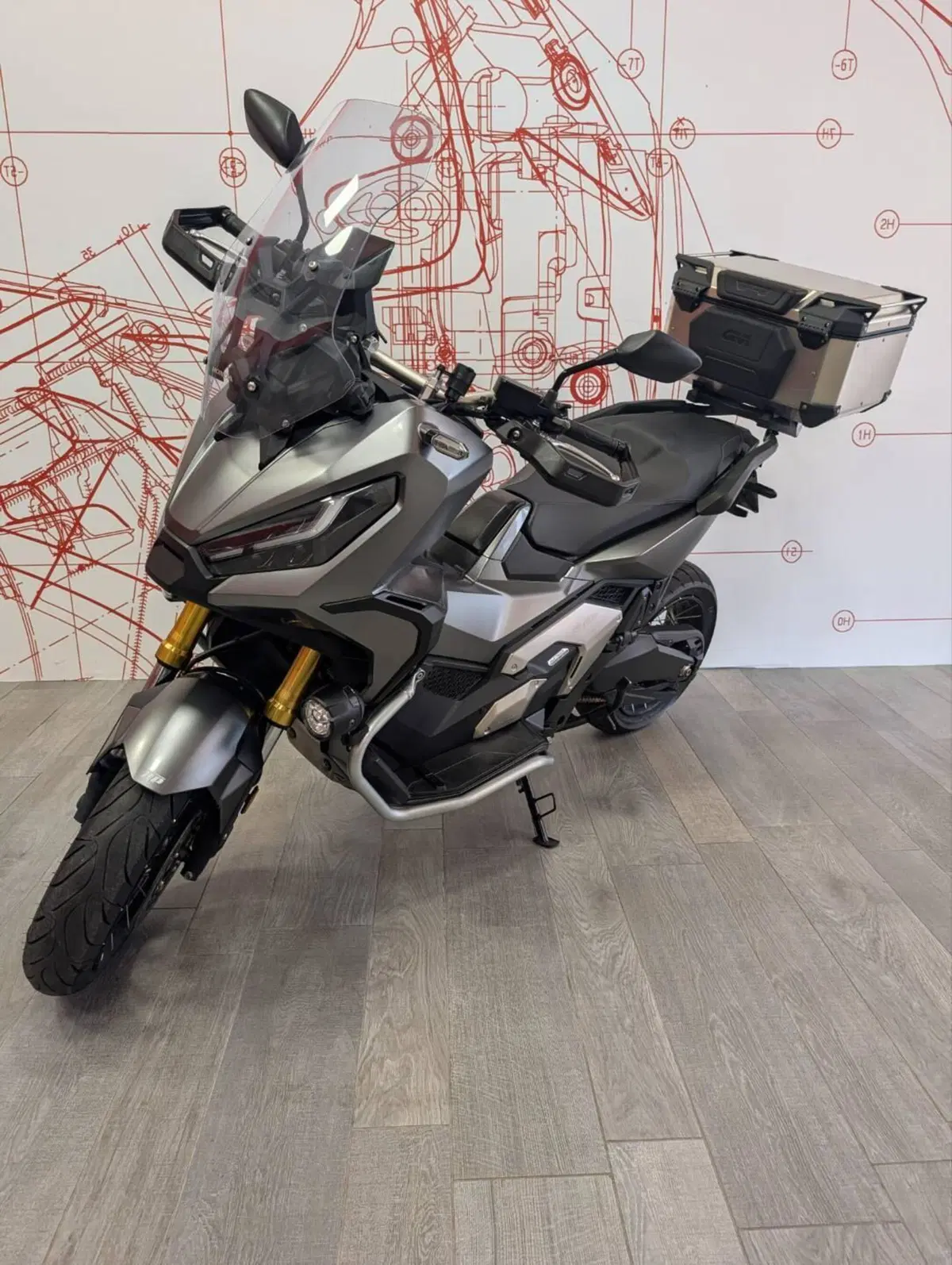 Honda X-ADV 750 DCT (2021 - 24) (5)