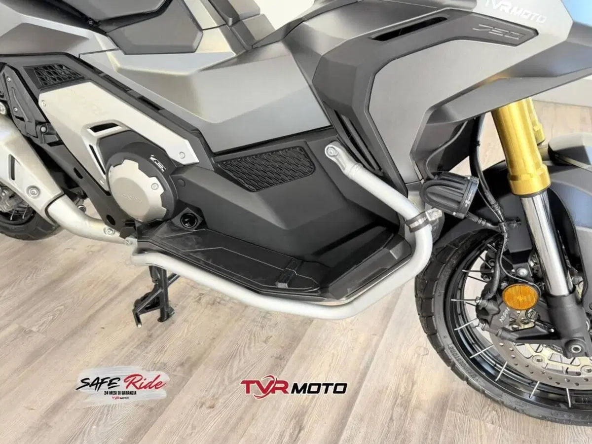 Honda X-ADV 750 DCT (2021 - 24) (10)