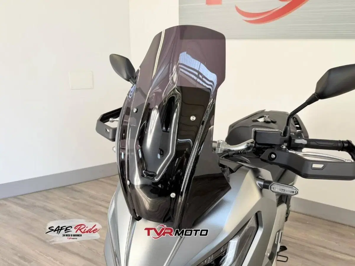 Honda X-ADV 750 DCT (2021 - 24) (8)