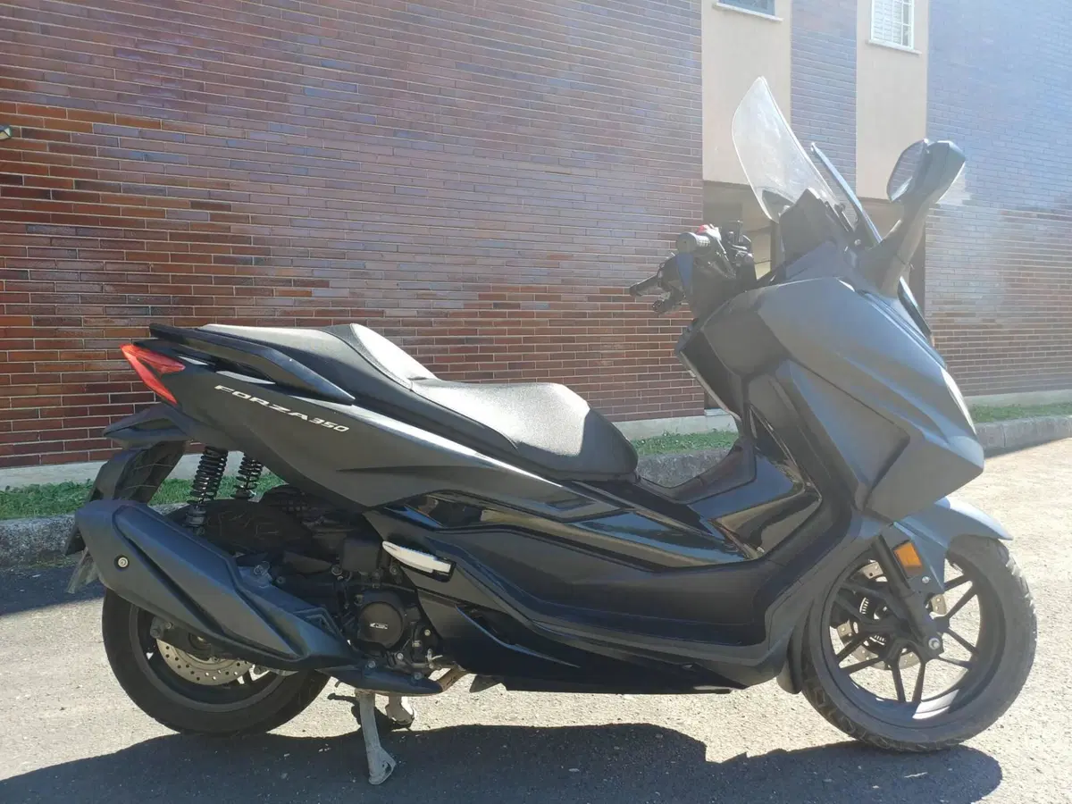Honda Forza 350 (2022 - 24) (3)