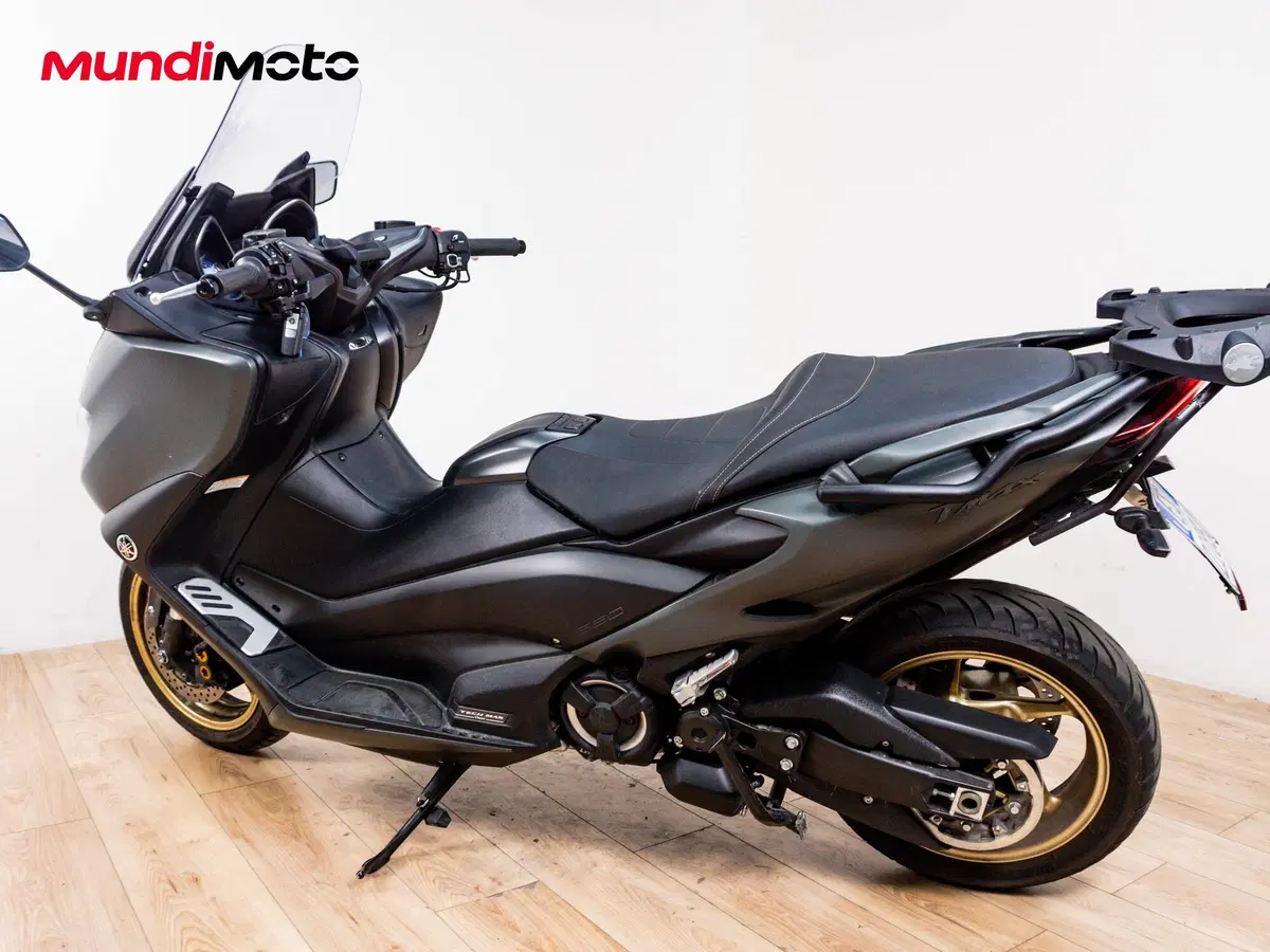 Yamaha T-Max 560 Tech Max (2020) (7)