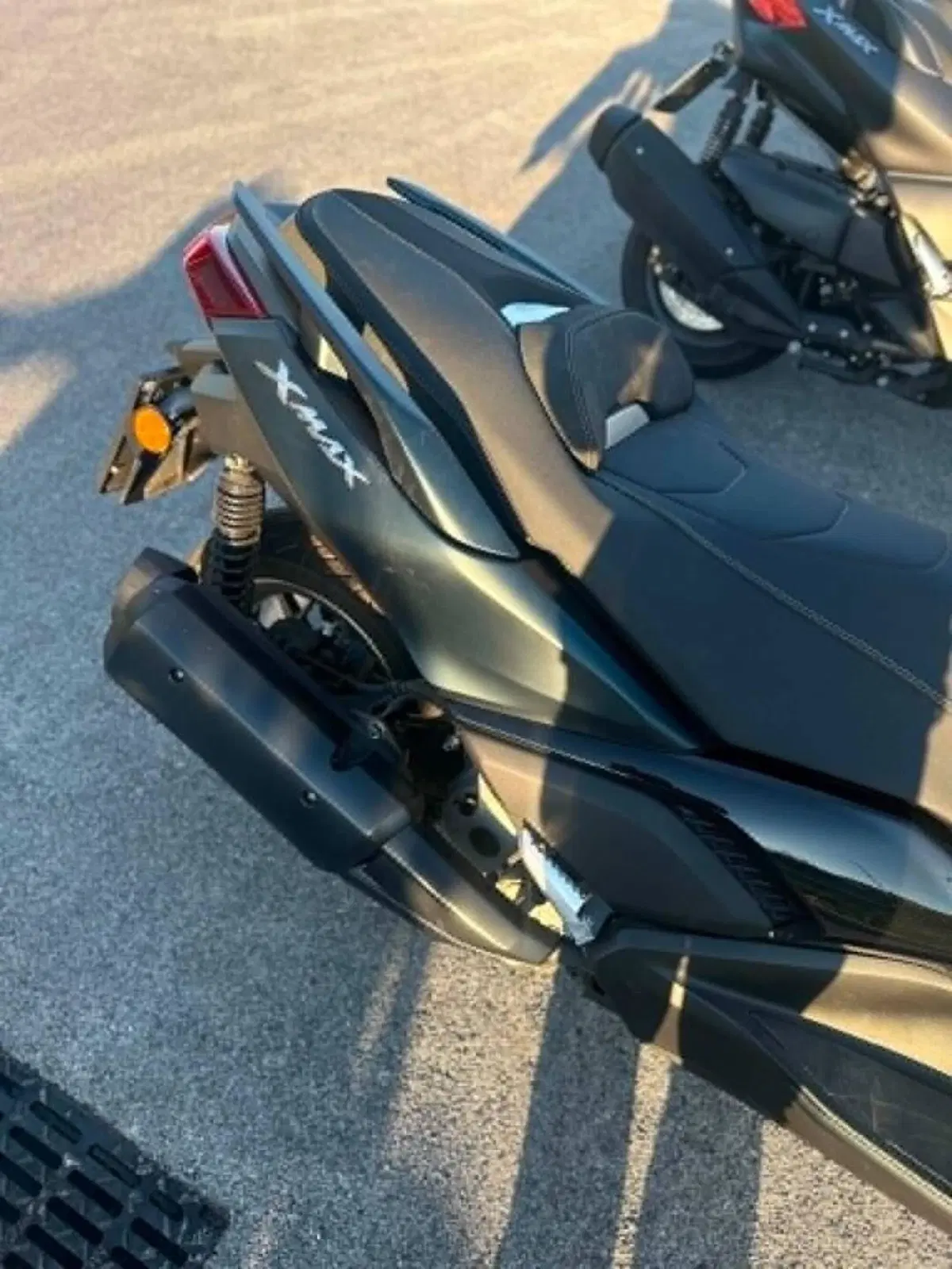 Yamaha X-Max 300 Tech Max (2021 - 24) (3)