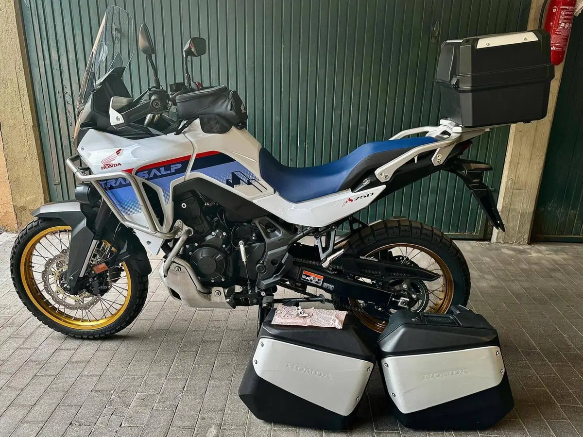 Honda Transalp XL750 Travel Edition (2023 - 24)