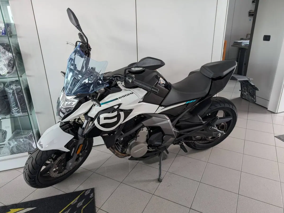 CFMOTO 650NK (2021 - 24)