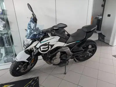 CFMOTO 650NK (2021 - 24) usata
