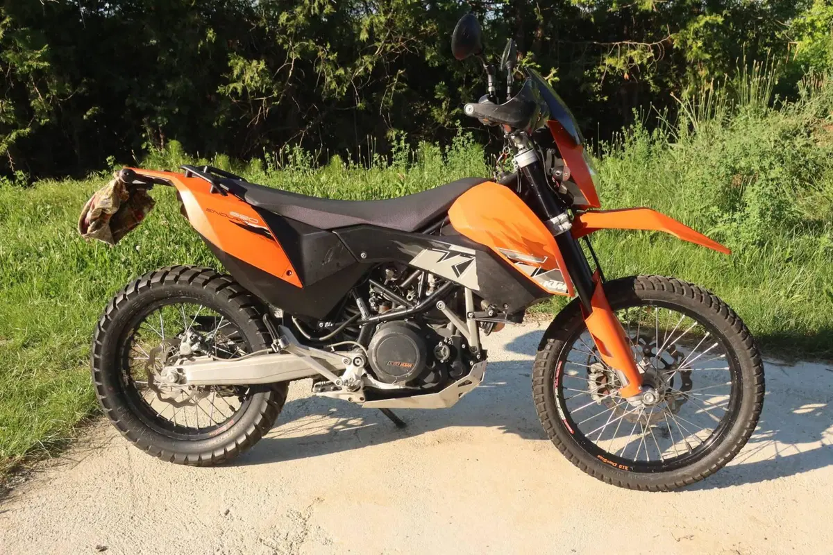 KTM 690 Enduro (2009 - 11) (2)