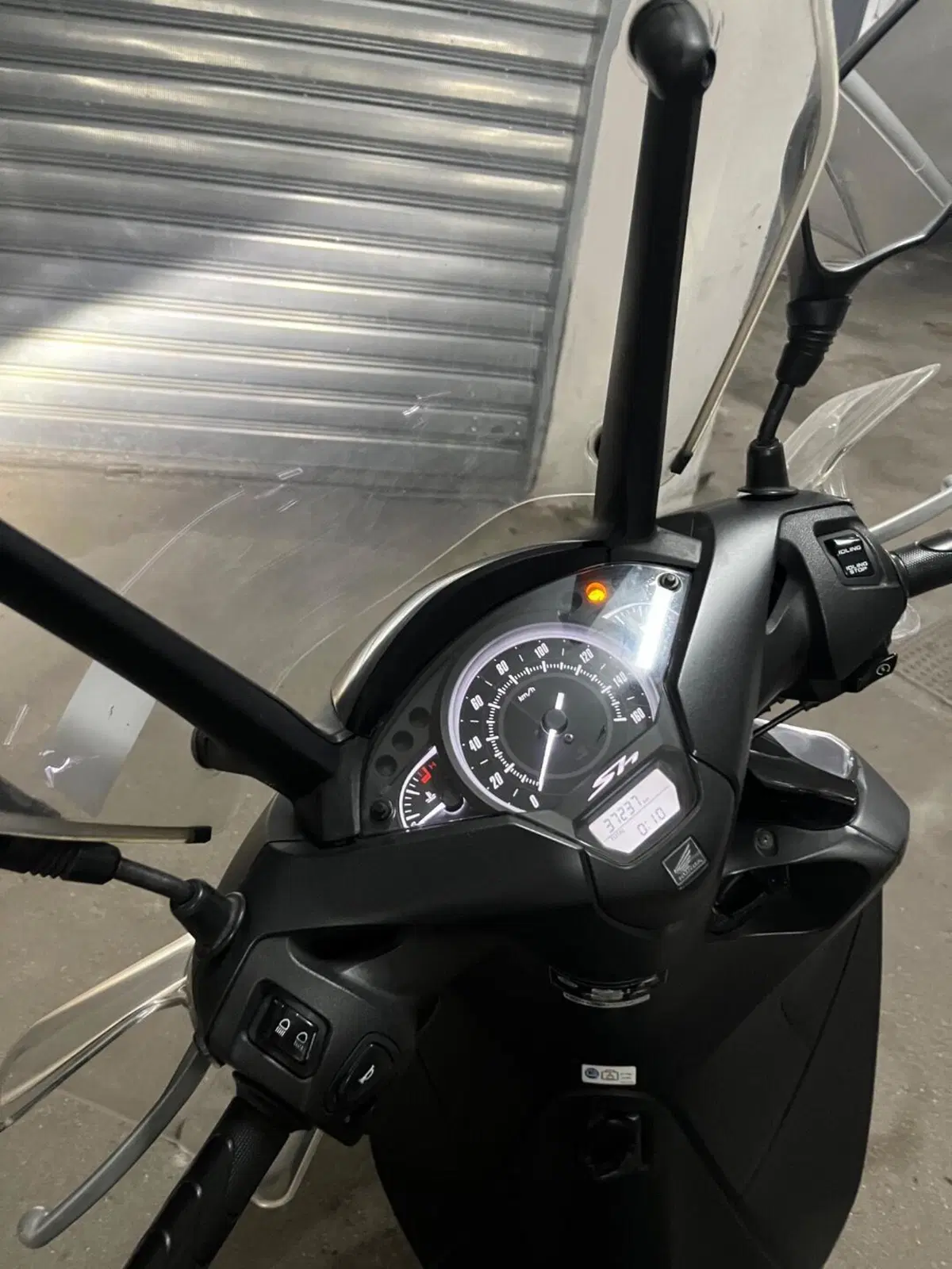 Honda SH 125i (2017 - 19) (2)