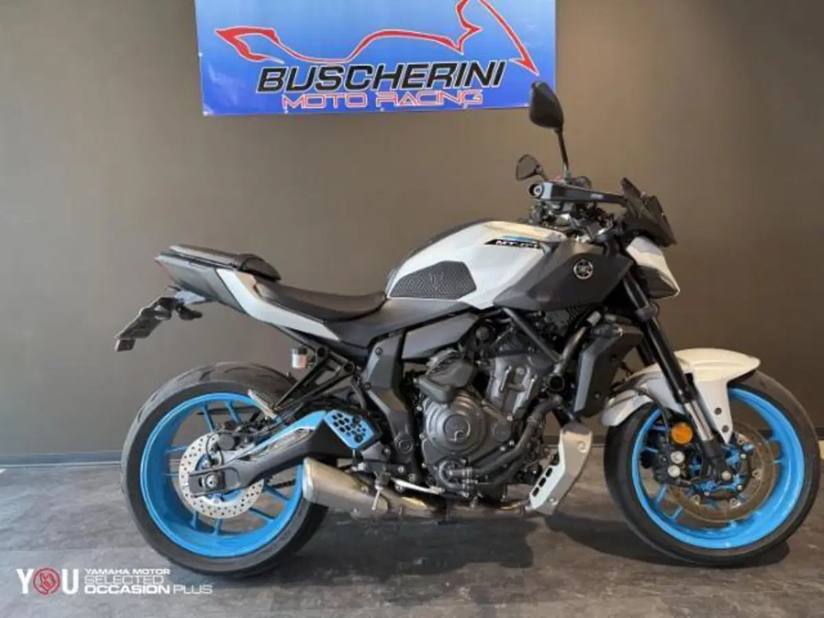 Yamaha MT-07 Y-AMT (2025 - 26) (2)