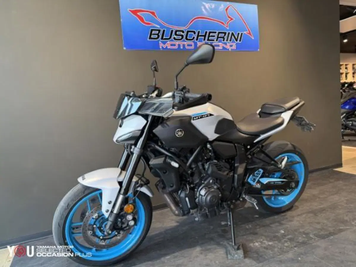 Yamaha MT-07 Y-AMT (2025 - 26) (9)