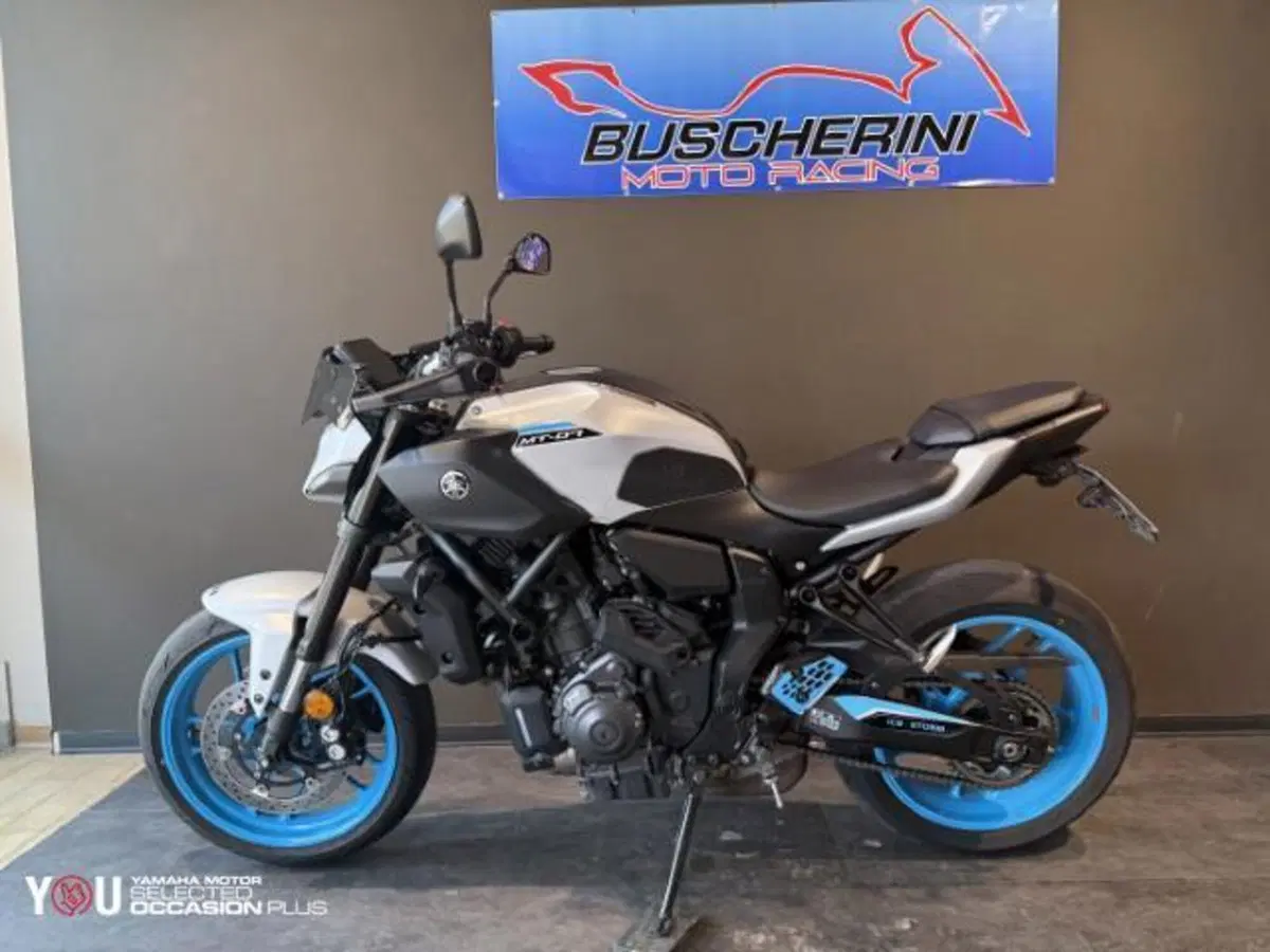 Yamaha MT-07 Y-AMT (2025 - 26) (10)