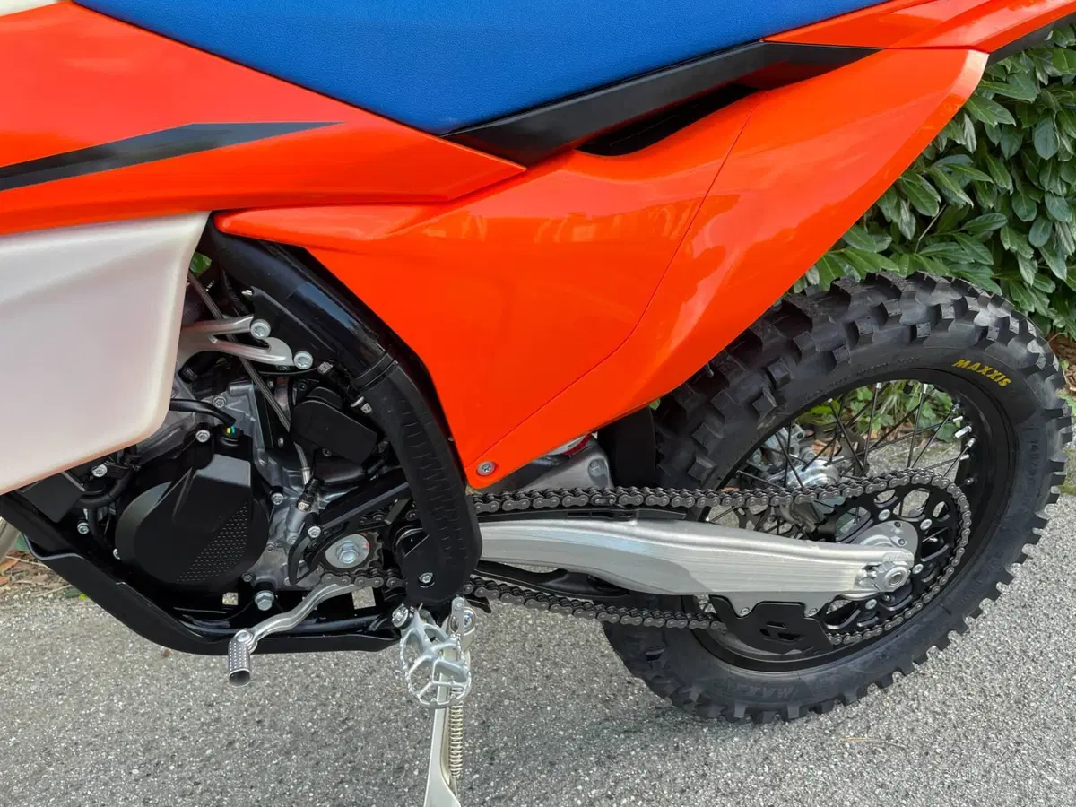 KTM 125 XC-W (2025) (6)