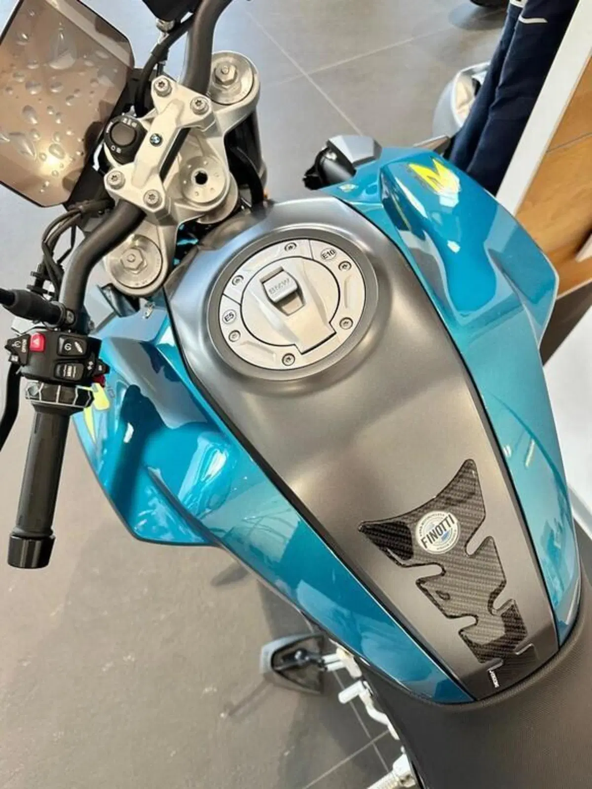 Bmw F 900 R (2025 - 26) (3)