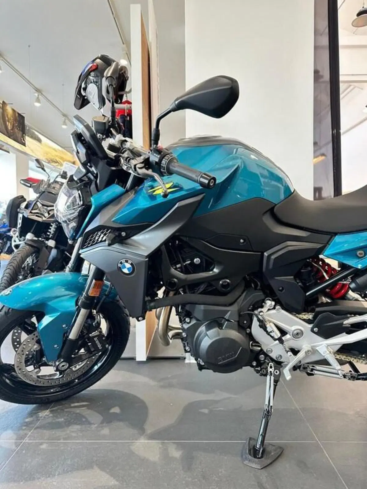 Bmw F 900 R (2025 - 26) (5)