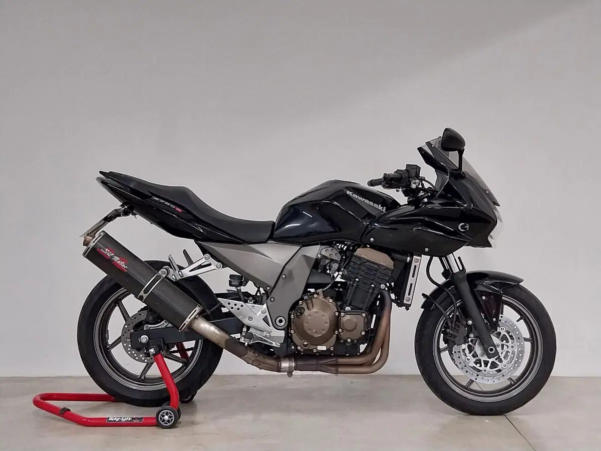 Kawasaki Z 750 (2003 - 06)