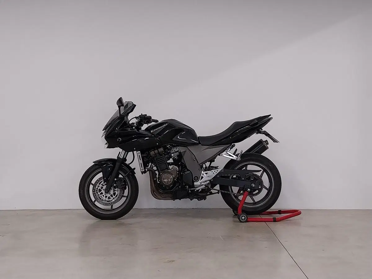 Kawasaki Z 750 (2003 - 06) (3)