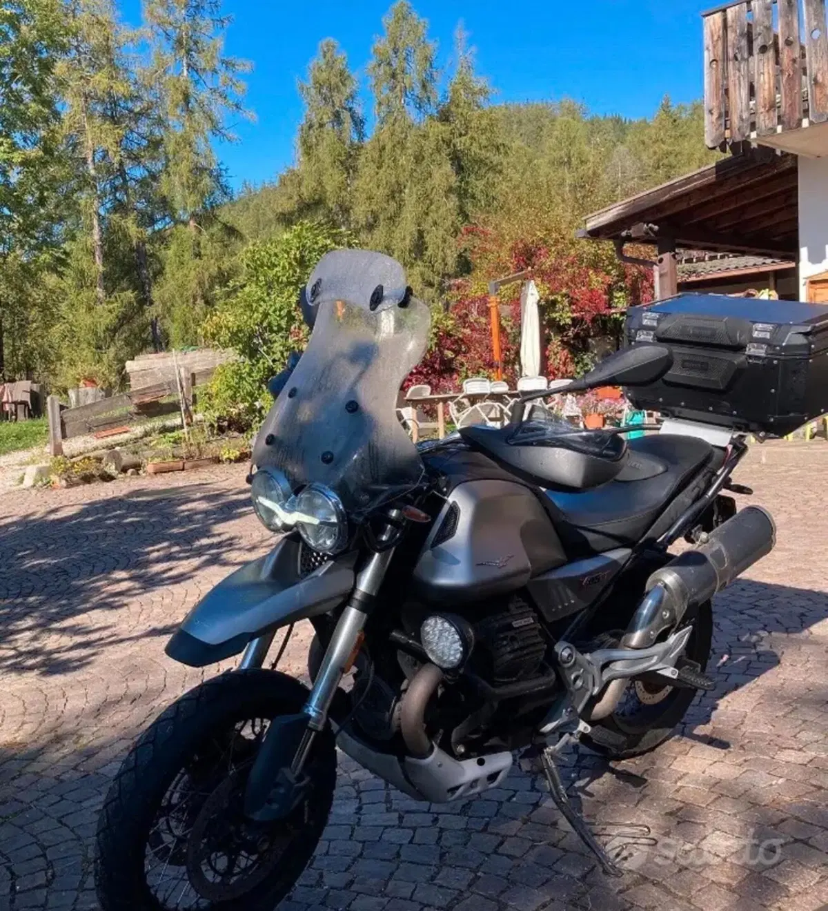 Moto Guzzi V85 TT (2019 - 20) (2)