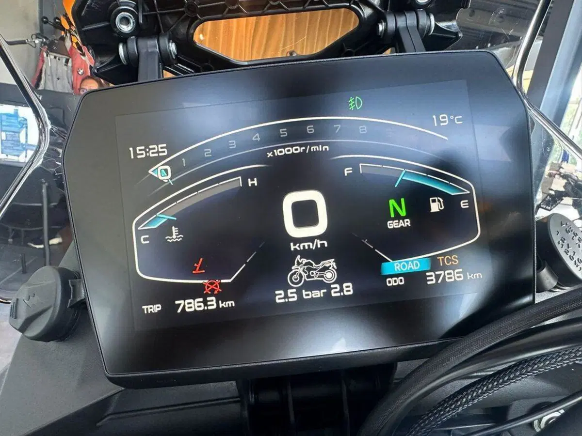 Voge Valico 900DSX (2024 - 26) (8)