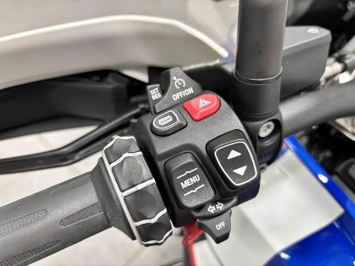 Bmw R 1300 GS (2023 - 26) (4)