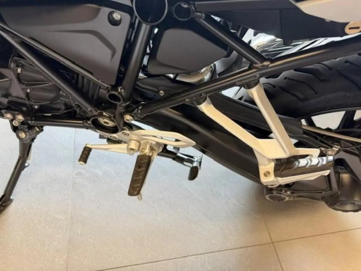 Bmw R 1250 RS (2021 - 25) (5)