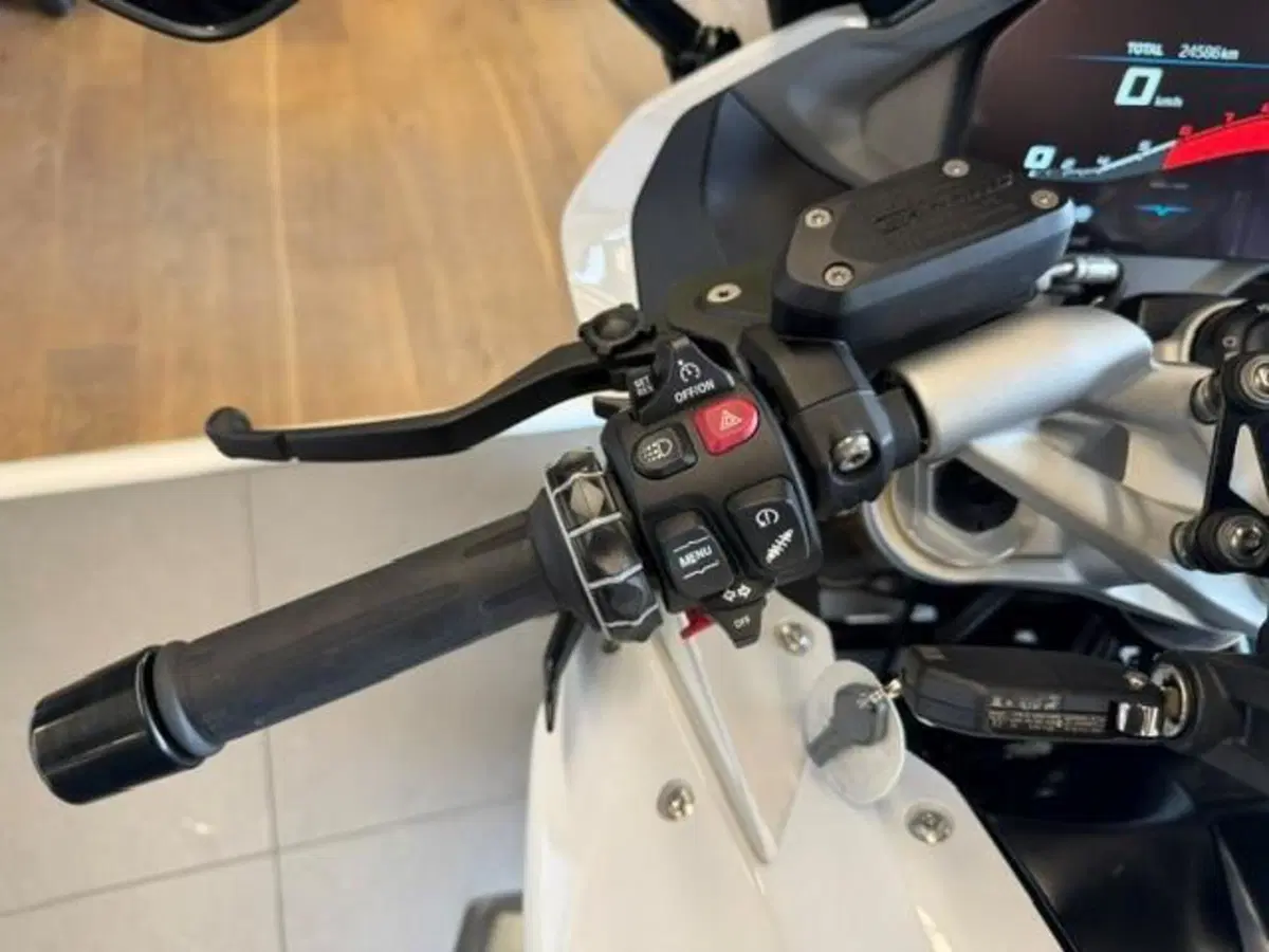 Bmw R 1250 RS (2021 - 25) (4)