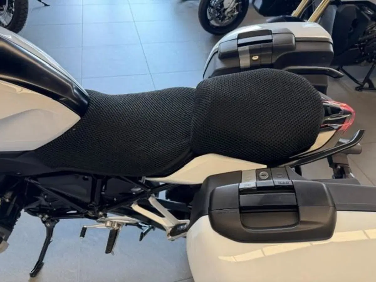 Bmw R 1250 RS (2021 - 25) (6)