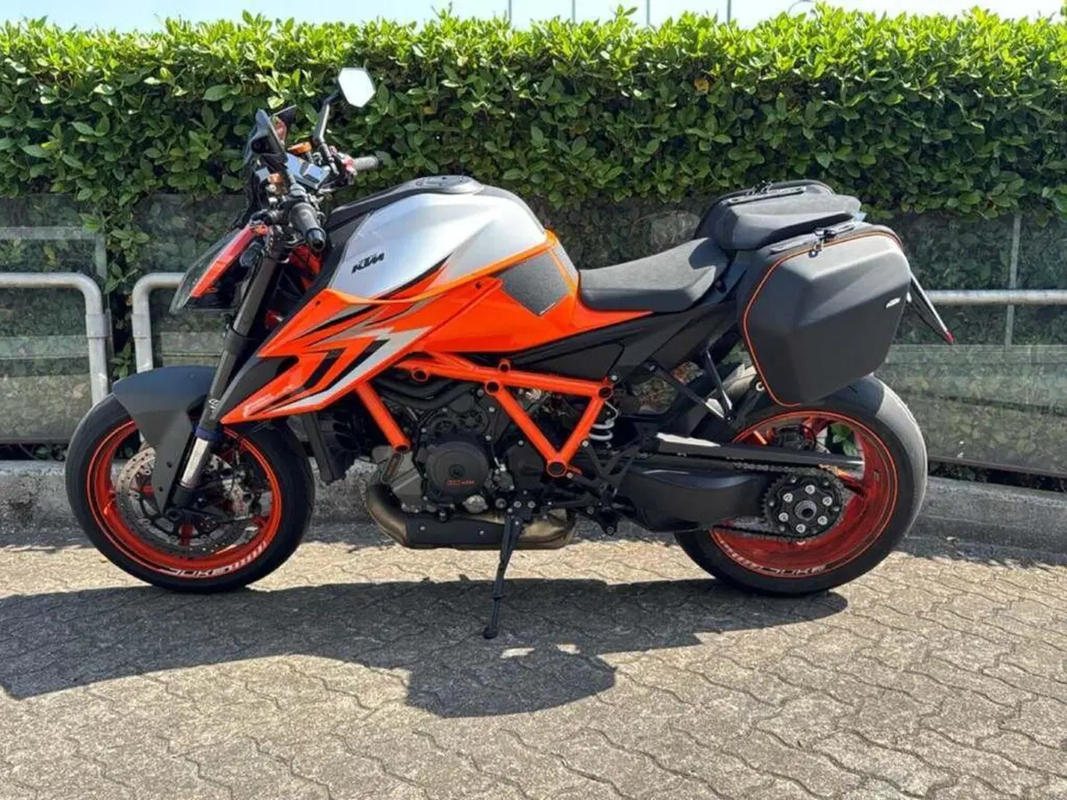 KTM 1290 Super Duke R EVO (2022 - 23) (4)