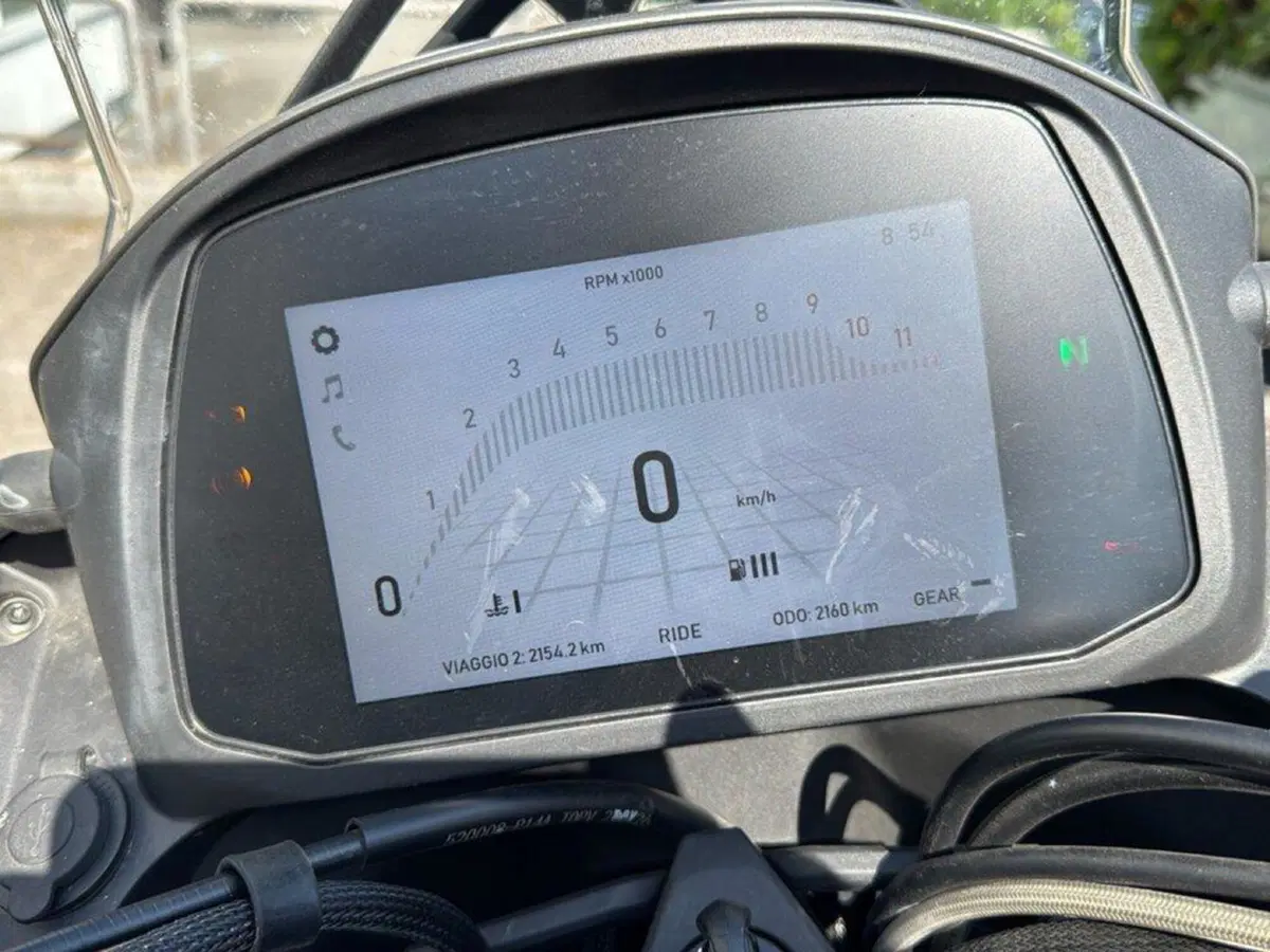 Moto Morini X-Cape 650 (2021 - 26) (14)