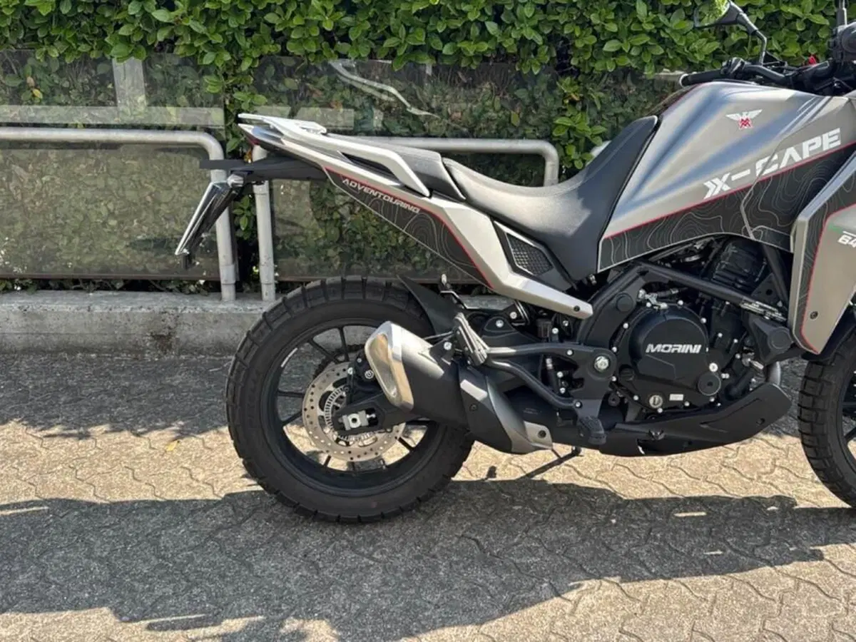 Moto Morini X-Cape 650 (2021 - 26) (12)