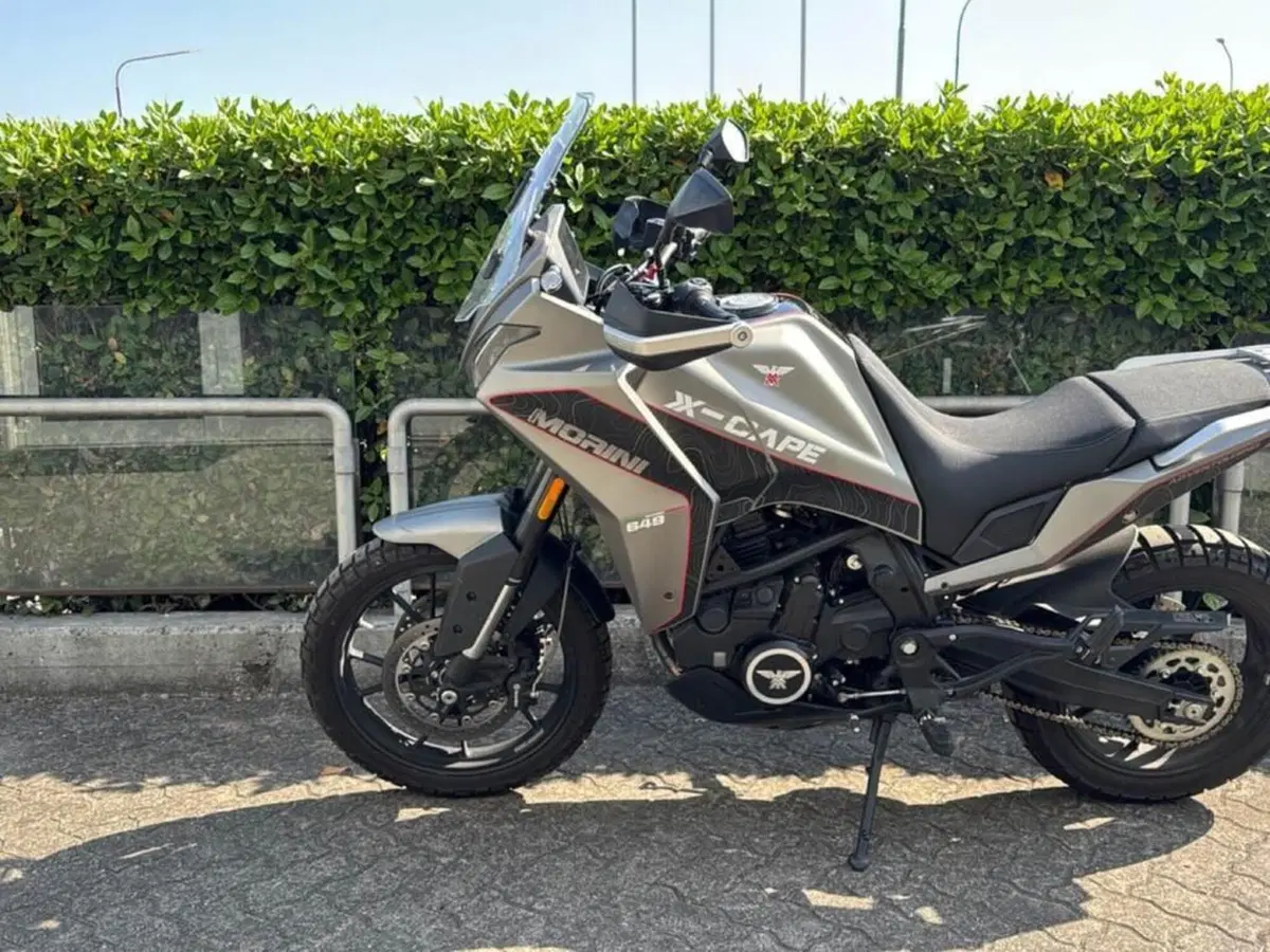 Moto Morini X-Cape 650 (2021 - 26) (9)