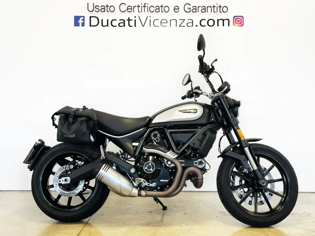 Ducati Scrambler 800 Icon Dark (2021 - 22)