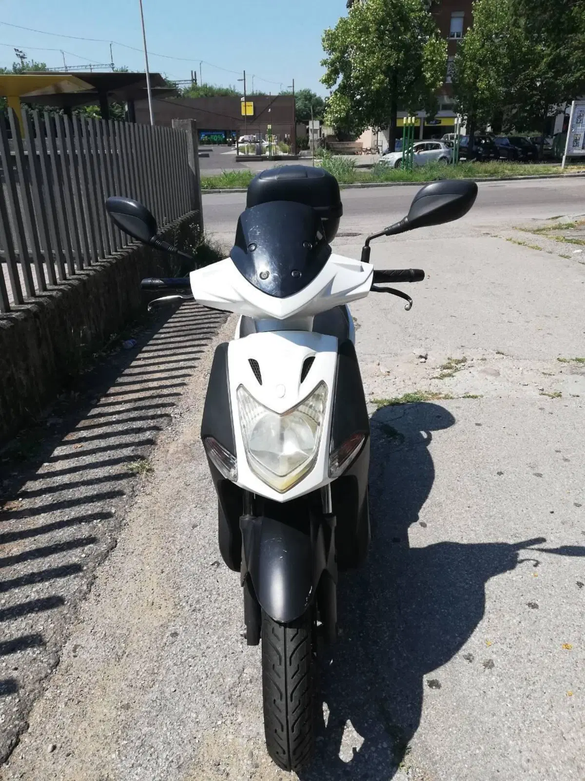 Kymco Agility 200i R16 (2008 - 16) (6)