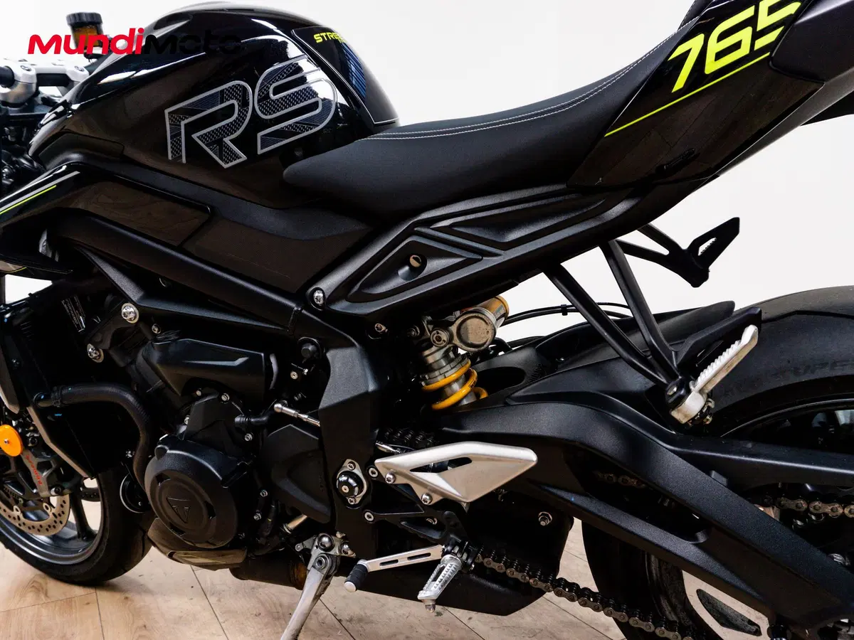 Triumph Street Triple 765 RS (2023 - 26) (10)