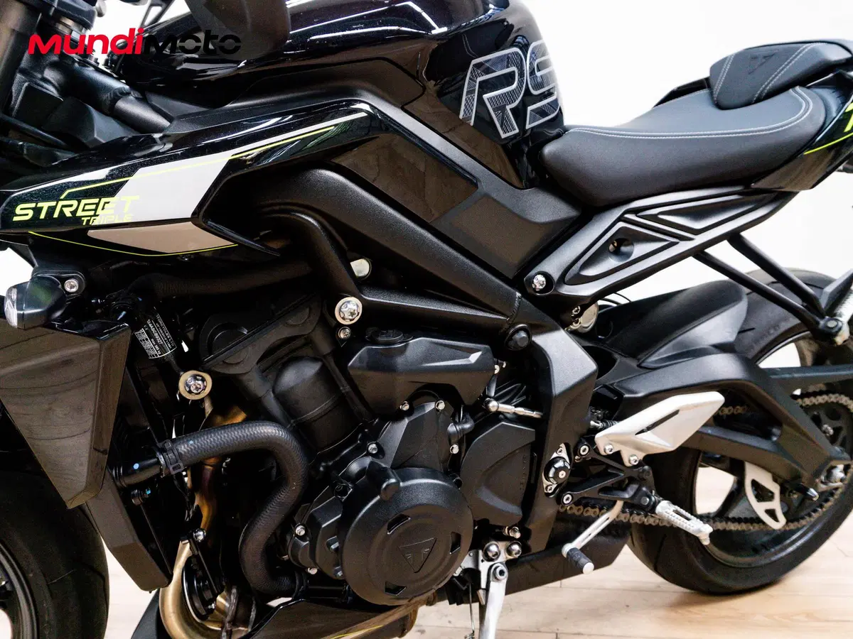 Triumph Street Triple 765 RS (2023 - 26) (9)