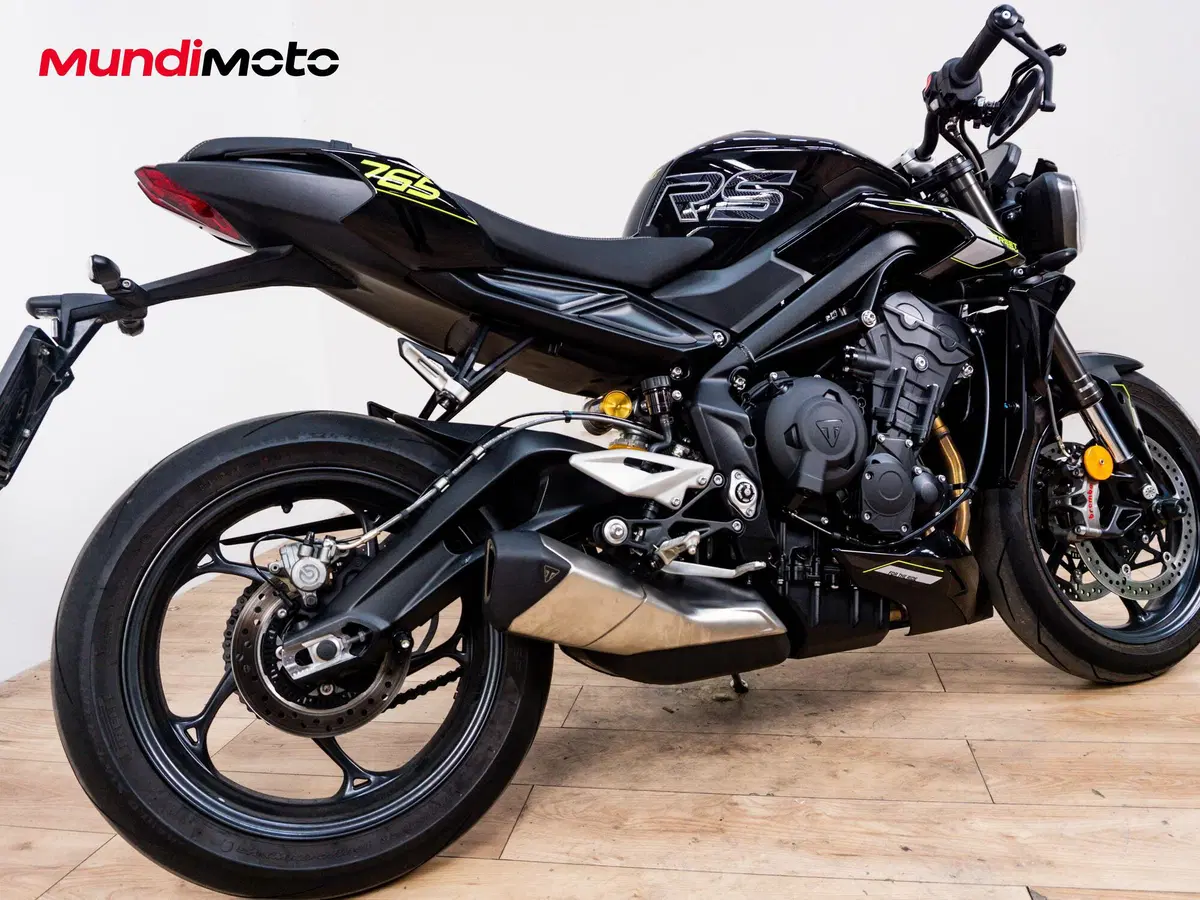 Triumph Street Triple 765 RS (2023 - 26) (3)