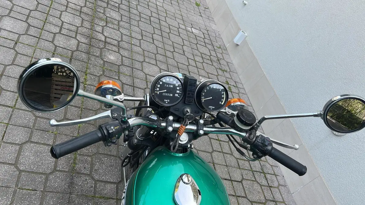 Kawasaki Z650 (3)