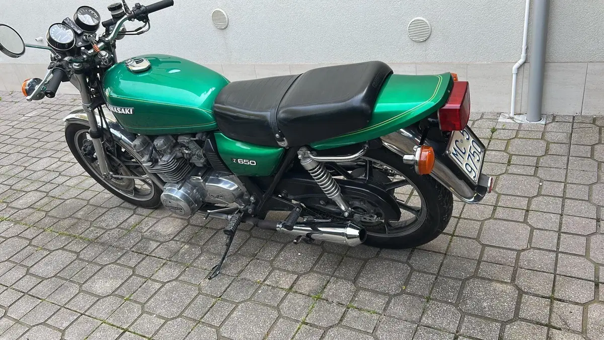 Kawasaki Z650 (4)