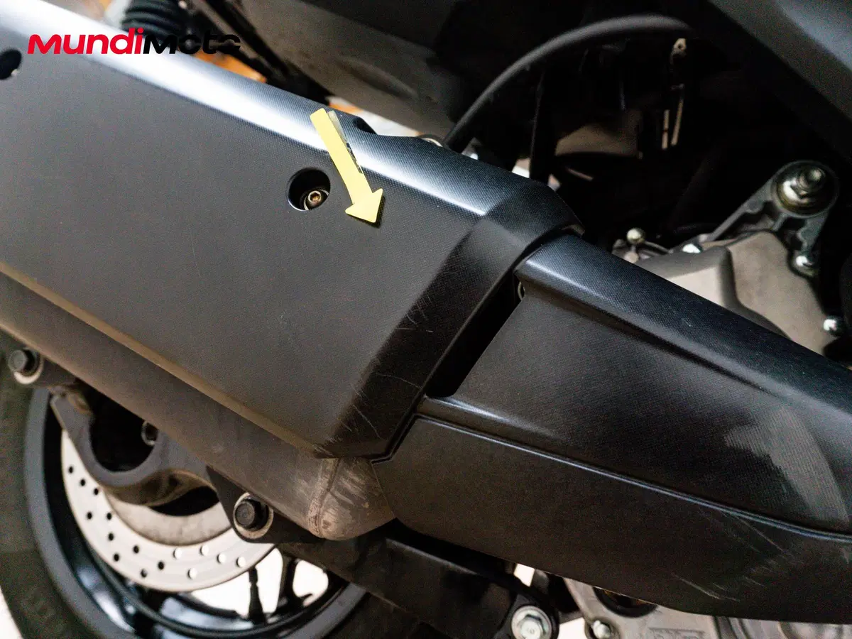 Yamaha X-Max 300 Tech Max (2020) (12)