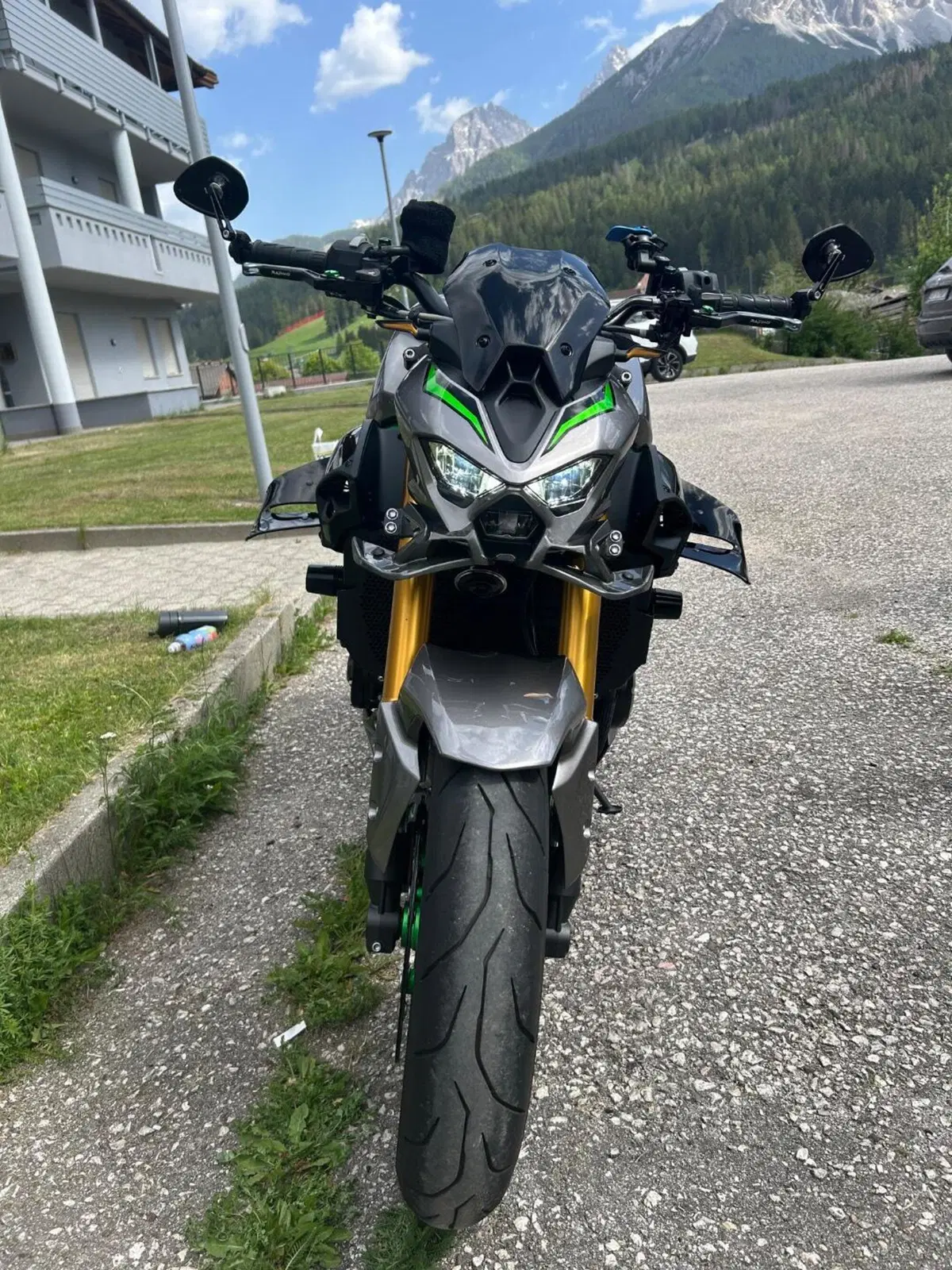 Kawasaki Z 900 SE (2025 - 26)
