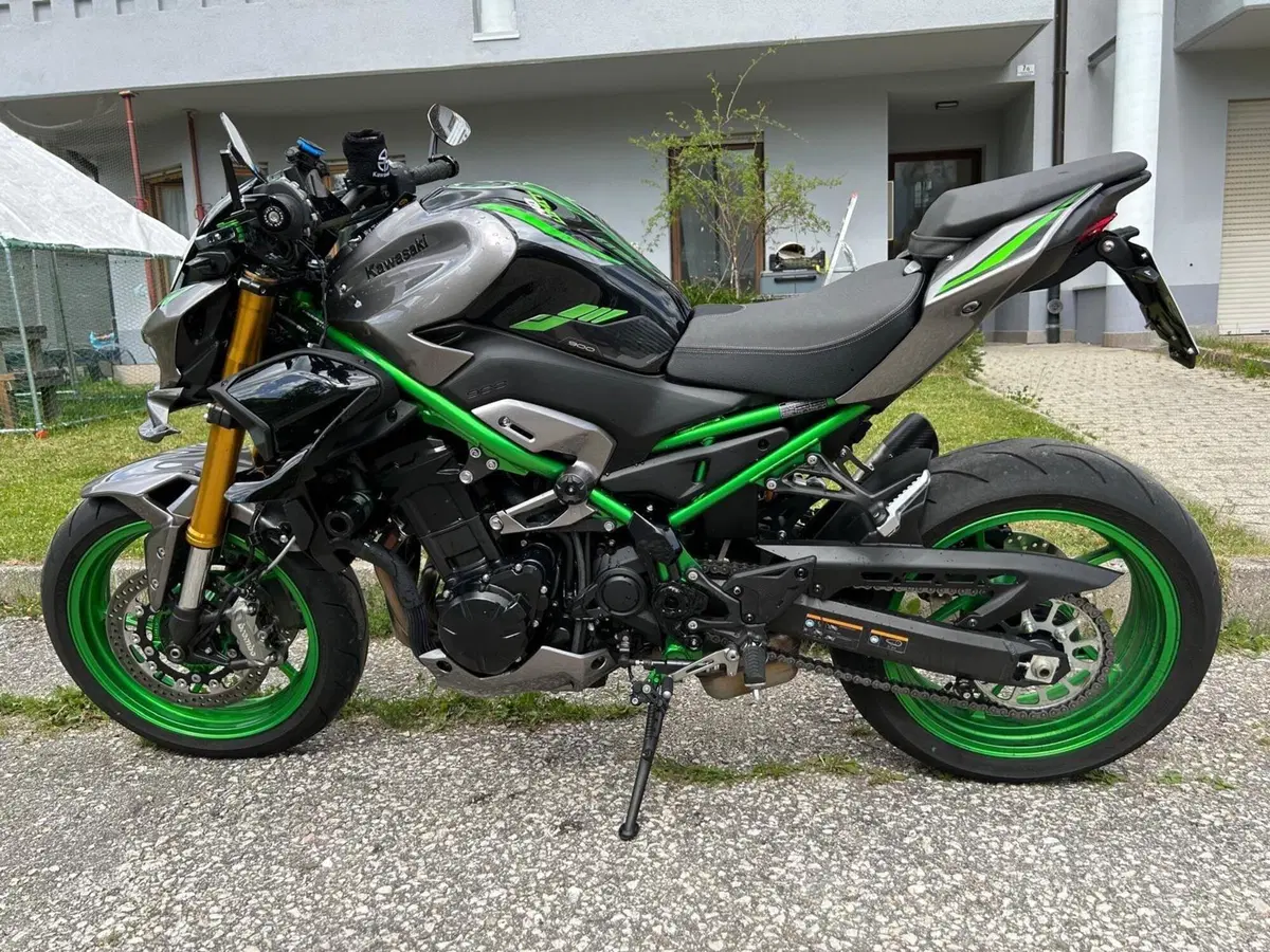 Kawasaki Z 900 SE (2025 - 26) (4)