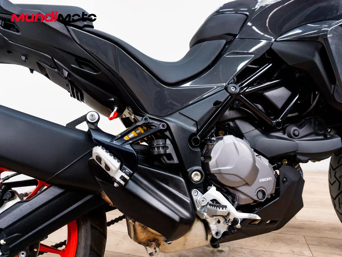 Ducati Multistrada V2 S (2022 - 24) (4)